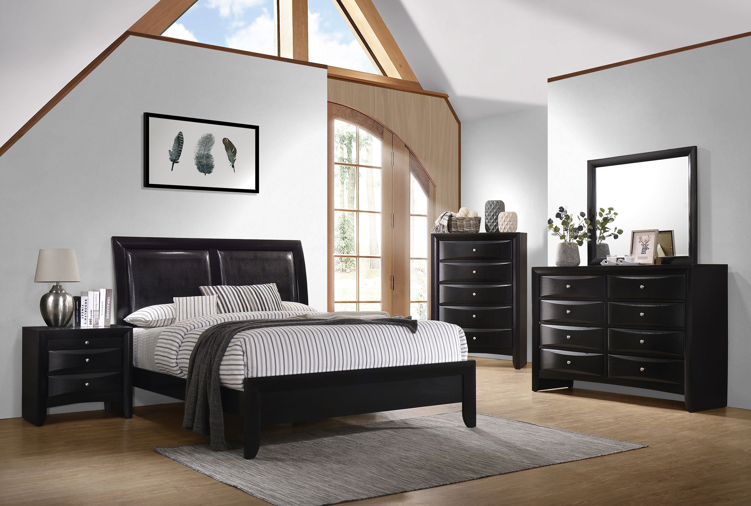 Briana Rectangular 8-drawer Dresser Black