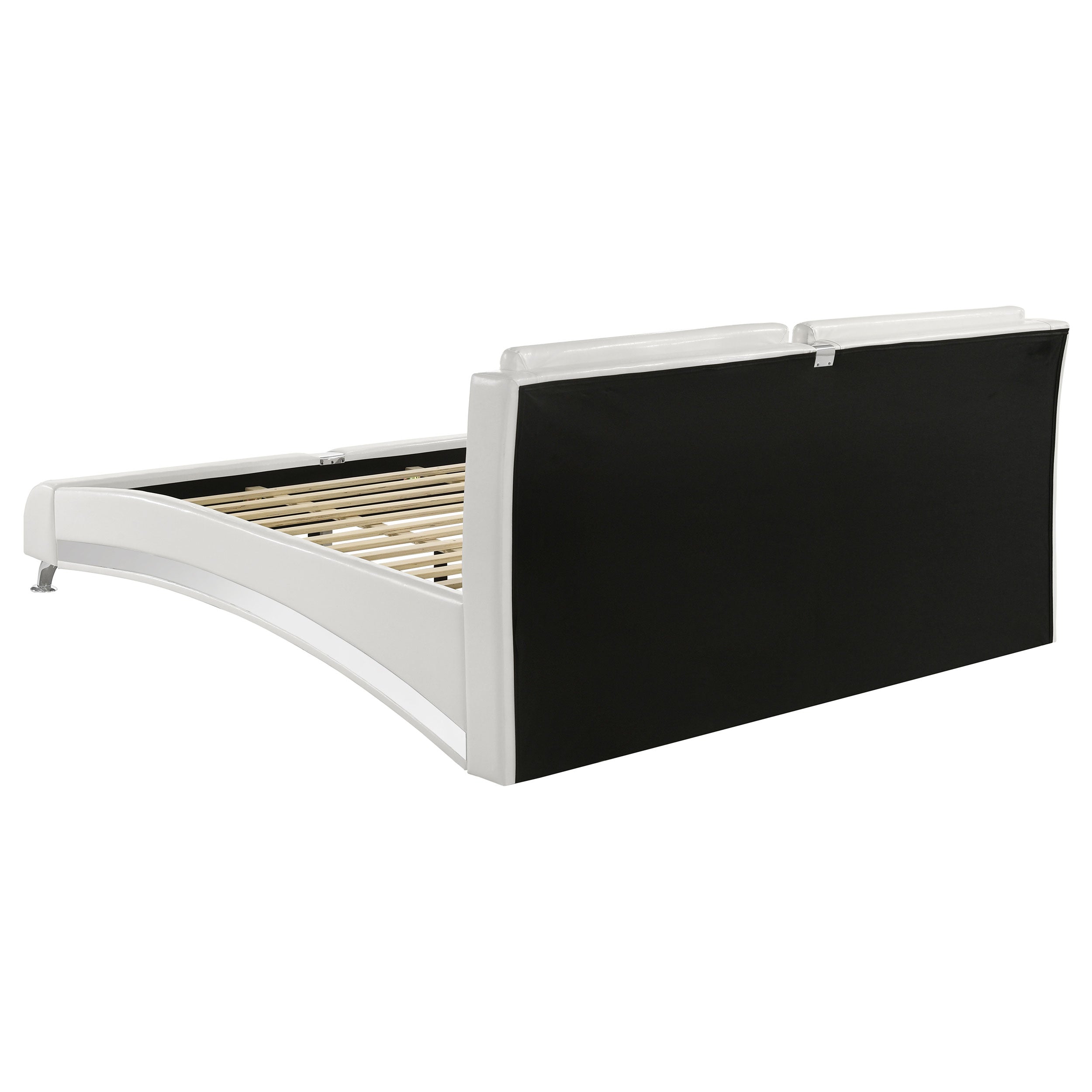 Jeremaine Bedroom Set White